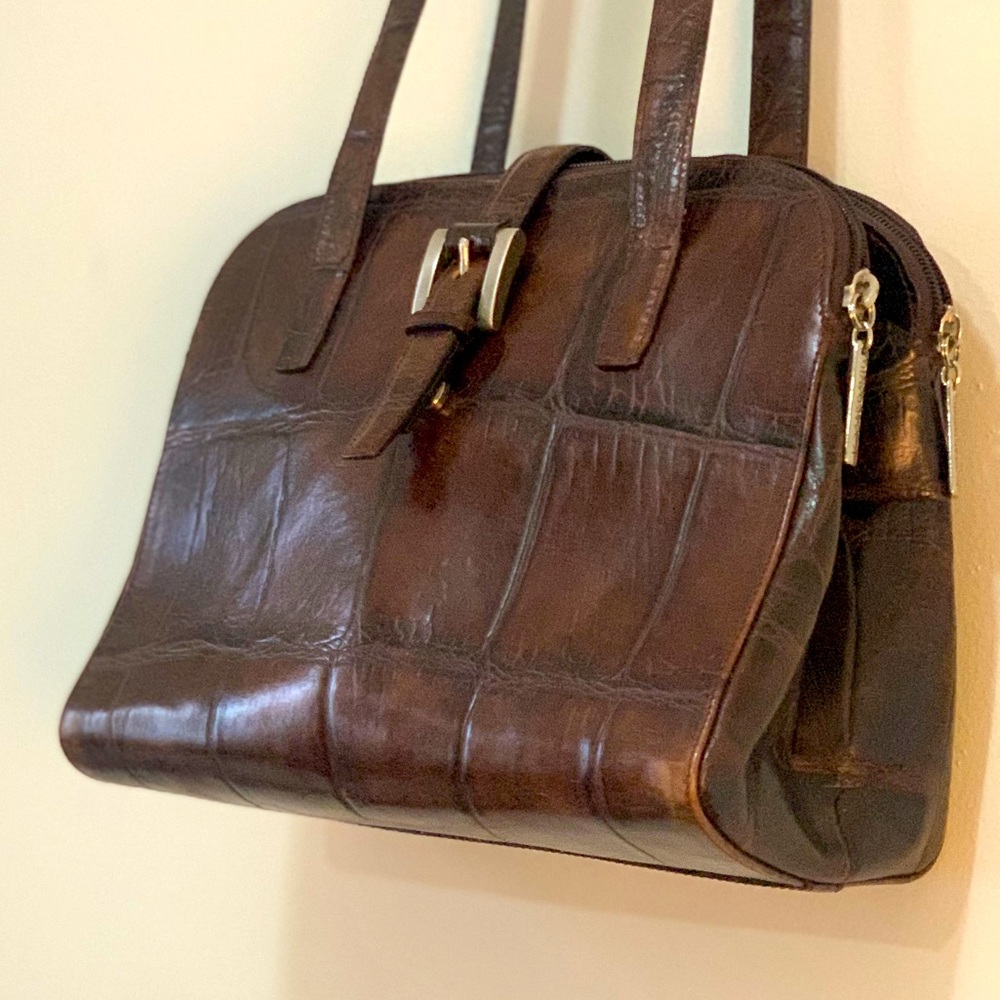 Vintage Joan & David genuine leather croc embossed